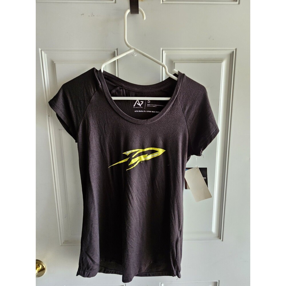 Altra Gracia Apparel Women's Tshirt